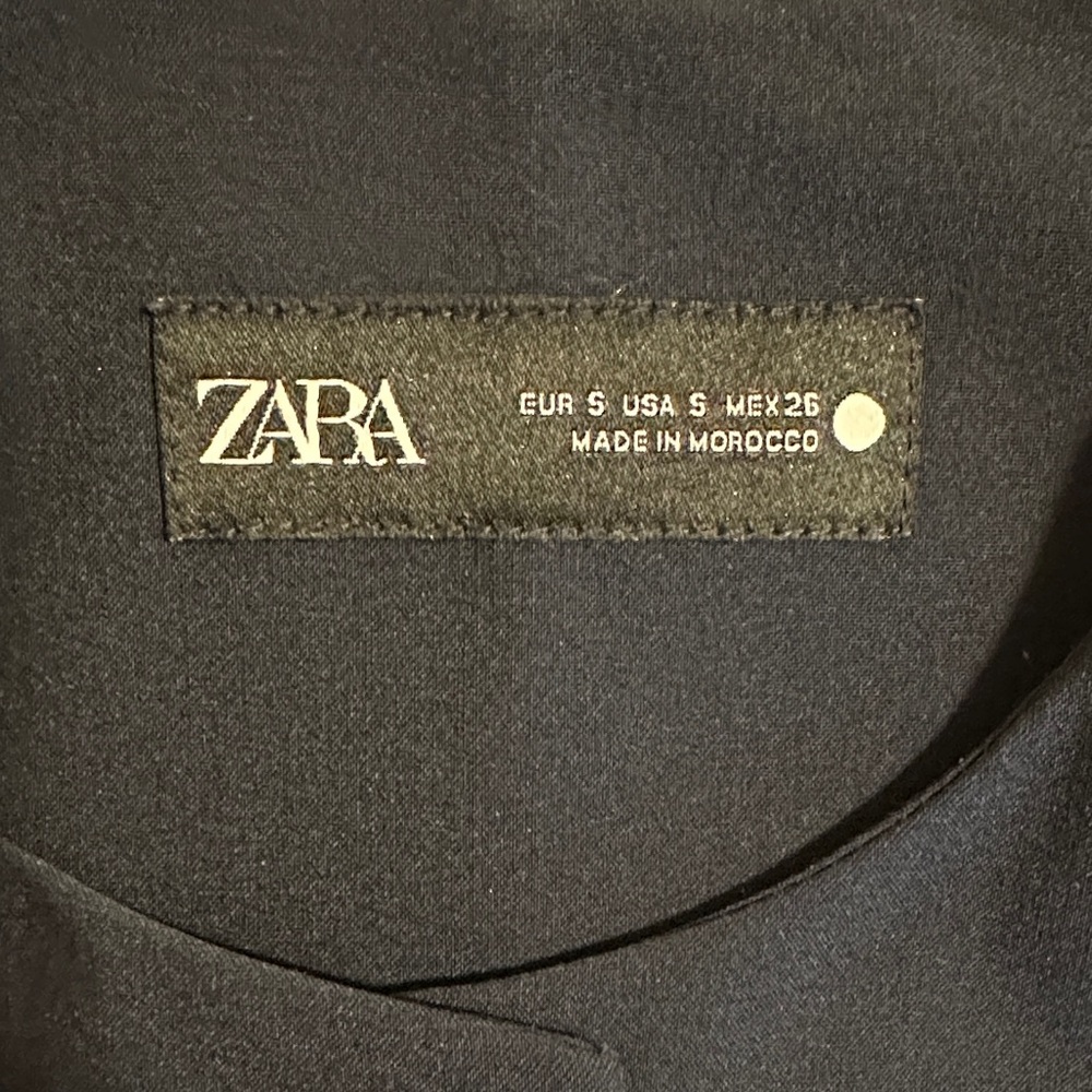 Zara Women's Dark Blue Buttoned Vest - Picture 3 of 10